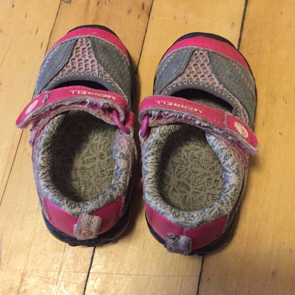 Merrell Shoes - Picture 2 of 6